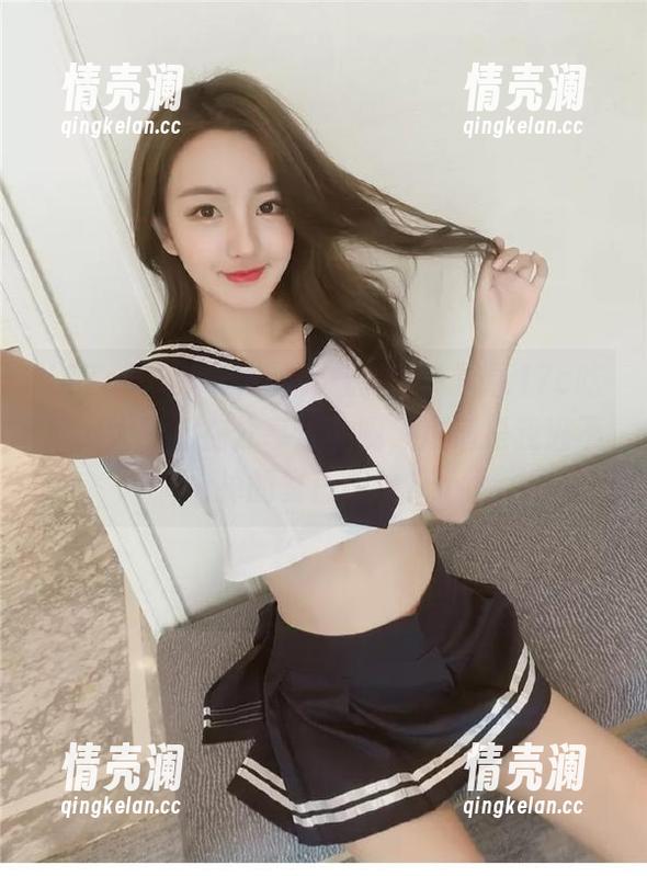 今天的天气挺好，登录17c吃瓜，大家都在分享什么呢，难道是我逃不掉的夏日情结？