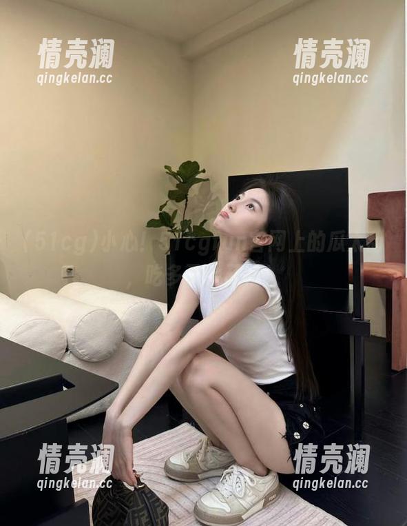 小心！51cgfun官网上的瓜太甜，吃多了会牙疼！