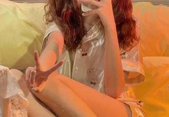 行走在51fun的地址上，仿佛每一步都踩在了八卦的心跳上…