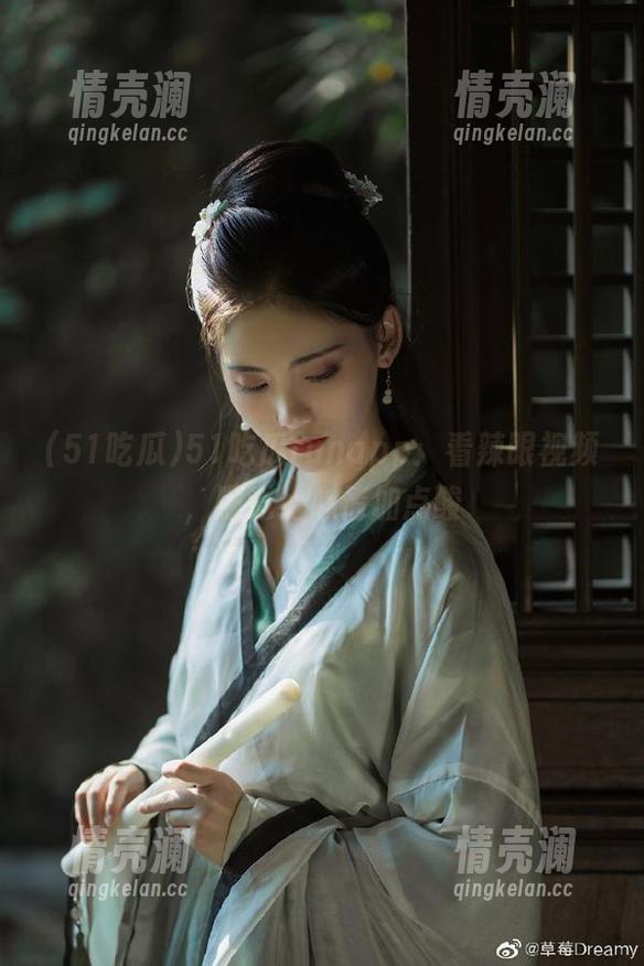 51吃瓜funapp：看辣眼视频，顺道给心情加点酸