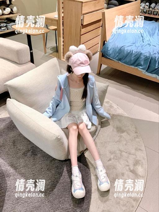 51吃瓜网，直达最新吃瓜热潮，速来围观，别让瓜滑走！