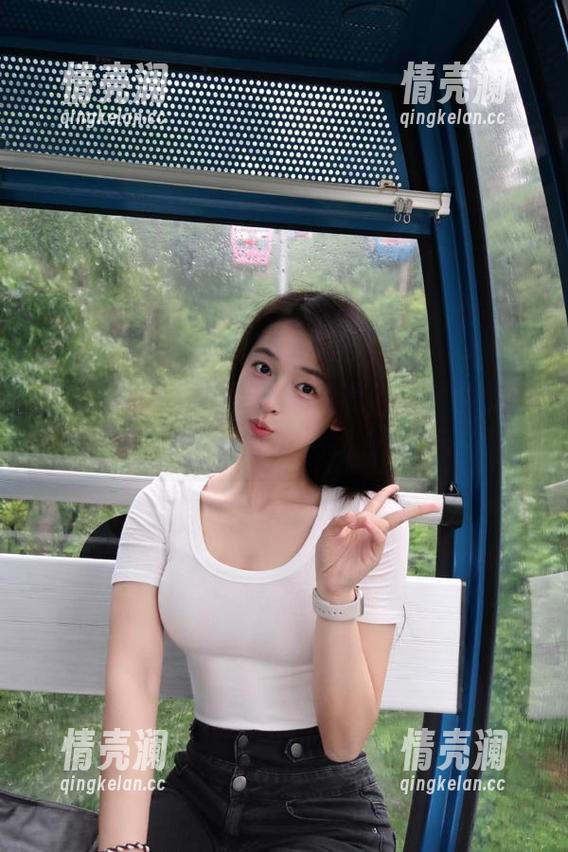 今天在“51黑料网”发布的料太劲爆，直接点燃我的八卦魂！