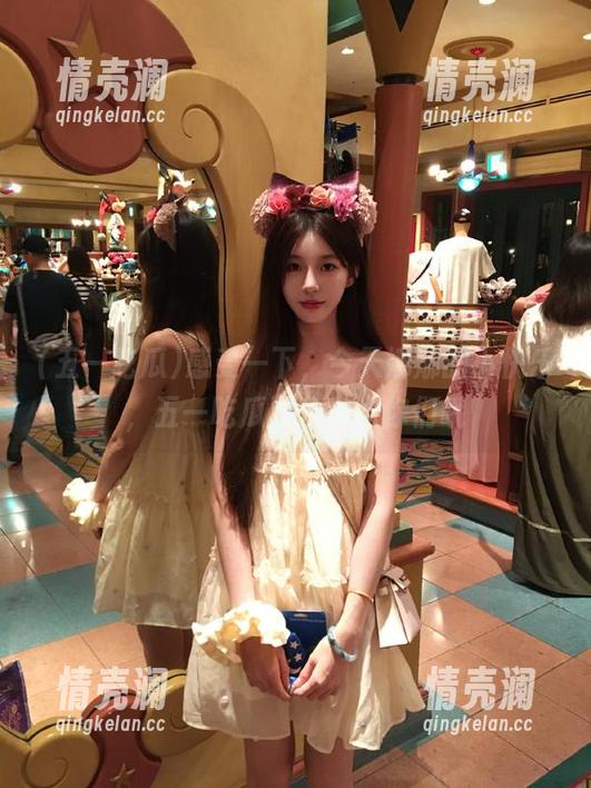 感受一下，今天娜娜的小快乐，五一吃瓜要分享给你们哦