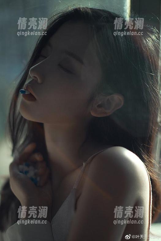 发布！在线吃瓜网带你体验实时吃瓜的快感，感觉自己像个“瓜皇”似的！