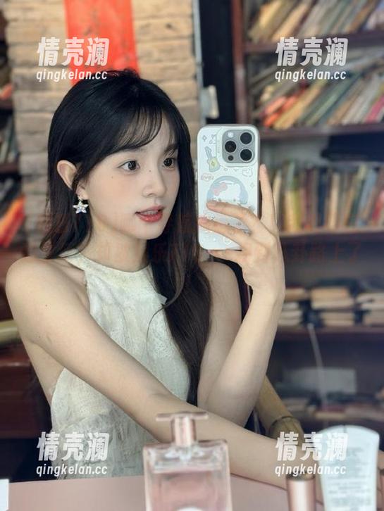 哪个导航搞错了？！我明明在追生活，却被娱乐718.xs拐到八卦路上了！