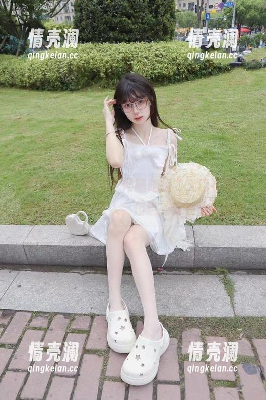 年末“网曝吃瓜”入口落地，出来的瓜味道呛人，但意外实在让人回味