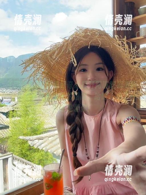 网曝吃瓜 怀着好奇心打开网曝吃瓜更新,结果居然是昨天的旧闻,哈哈,看了一圈还是爱你!