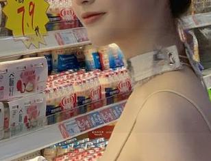 敲黑板！“万里长征篇黑料不打烊”网站最近的章节更新，各种角色乱入，我没跟上！