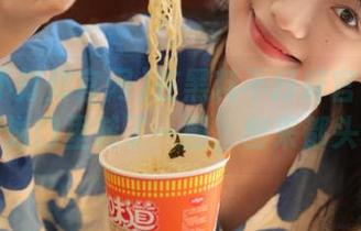 在黑料不打烊官网zztt的传送门里转了一圈，出来都头晕了