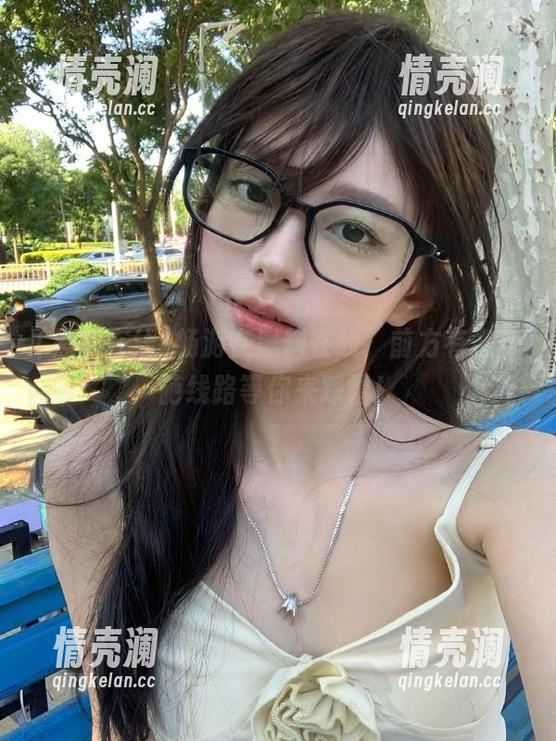 畅游在黑料在线，前方有条奇葩线路等你来踩雷！