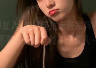 传送门带我走进黑料网址，想不到还有这样的才子佳人～