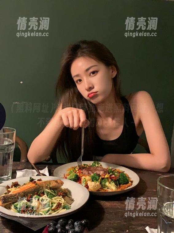 传送门带我走进黑料网址，想不到还有这样的才子佳人～